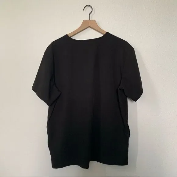 FIGS Technical Collection Women’s Black Scrub Top Large - Picture 5 of 5